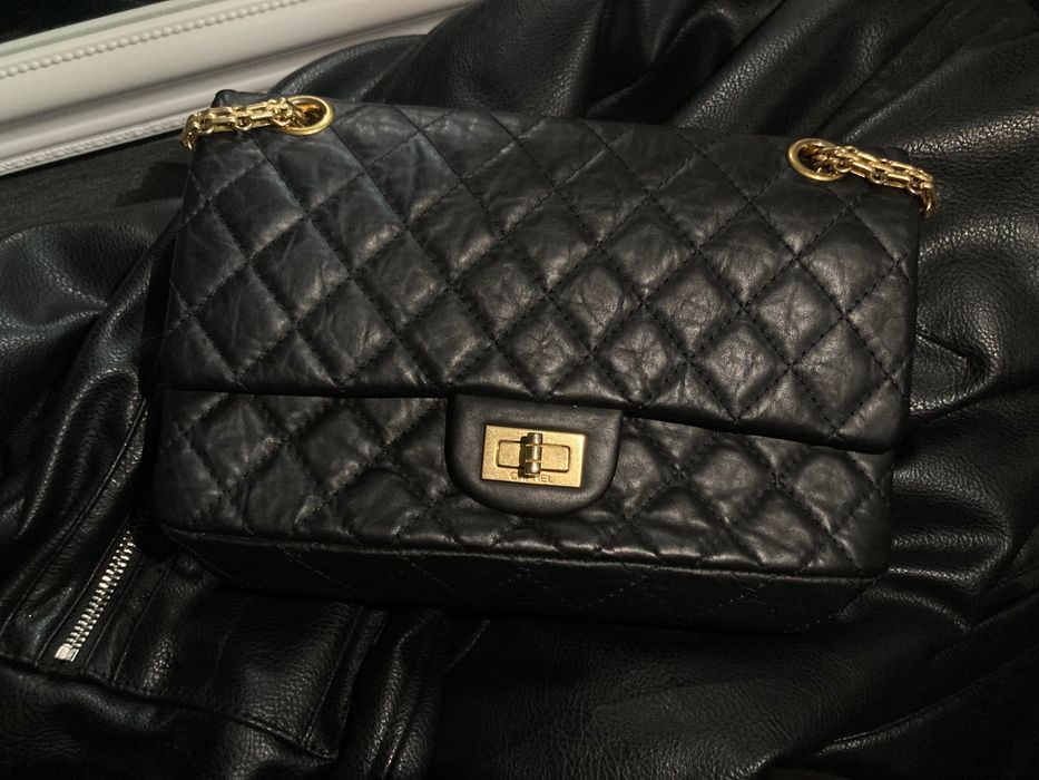 geanta chanel vintage 2009-2010
2.55 leather crossbody bag