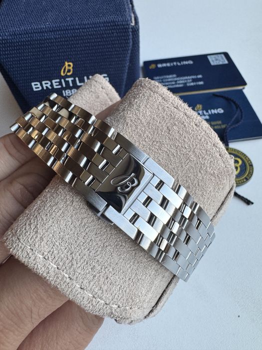 Breitling Navitimer B01 Chronograph 46 гаранция