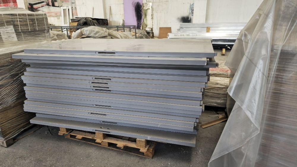 Врати крила МДФ боя сив мат