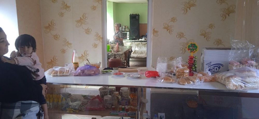 Ховли уй сотилади тезда