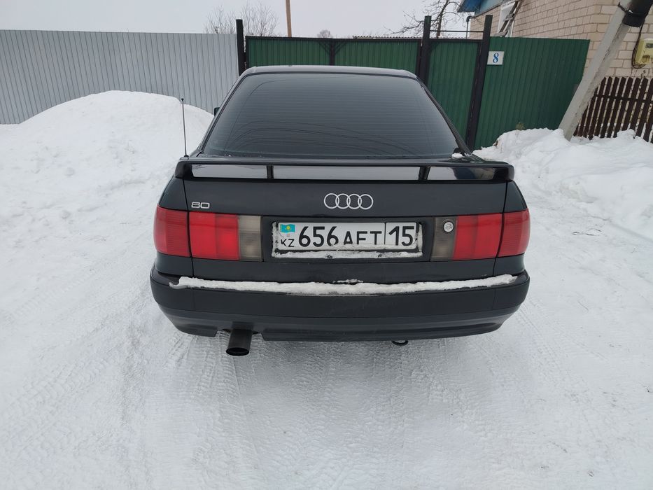 Продам Ауди 80 б4