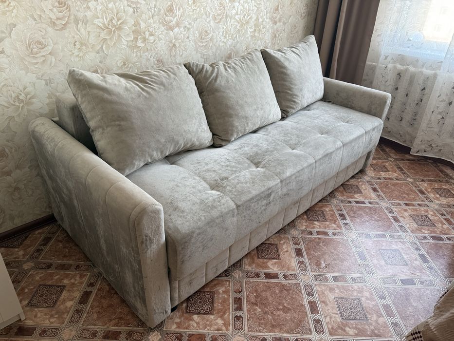 Продаю раскладной диван