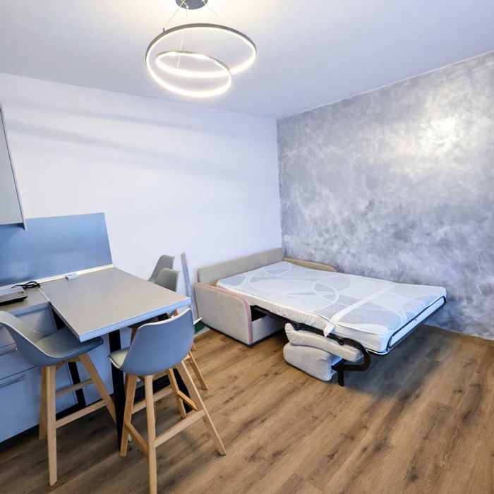 Chalet 2–4 pers. Bușteni – grătar, curte privată, vedere Bucegi