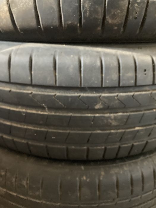Se vand 4 anvelope hankook ventus prime 4 225/65 R17