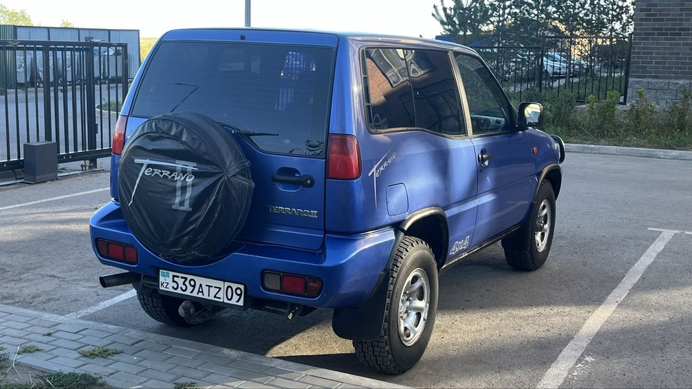 Nissan Terrano II