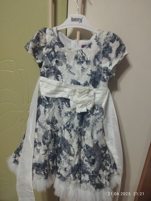 Бальные платья на праздник