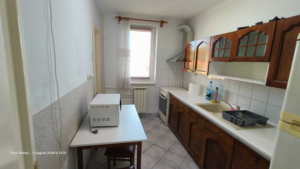 De inchiriat 2 camere central