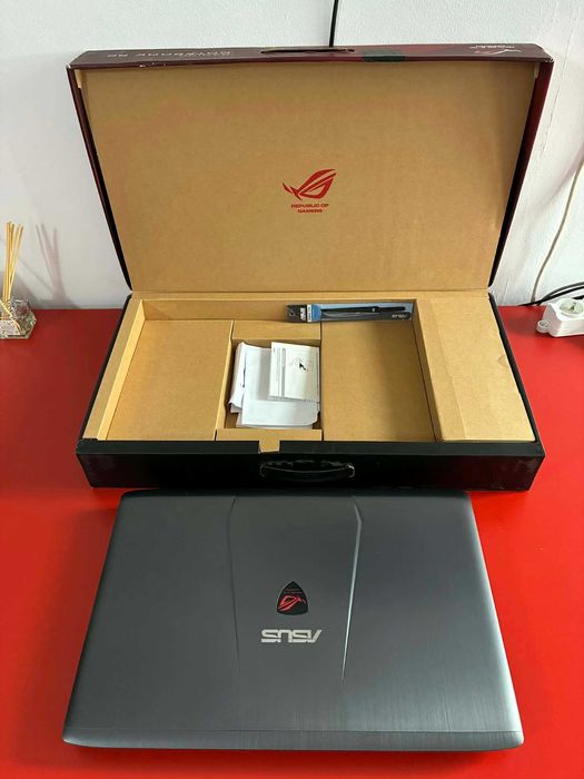 Vand Laptop ASUS ROG GL752V – 16GB RAM, ca nou (bateria nu ține)