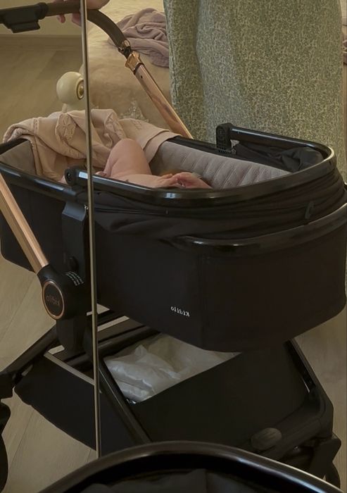 Коляска Б/у в отличном состоянии