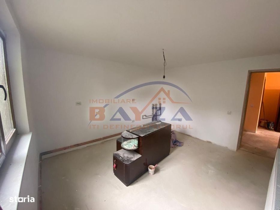 Casă P+M, teren 1.200 mp – Coaș