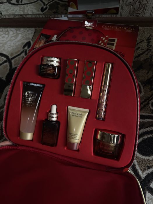 Estee lauder blockbuster