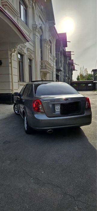 Ласетти 2013 йил жентра килинган 1.6 матор 268000 км пробег метан газ