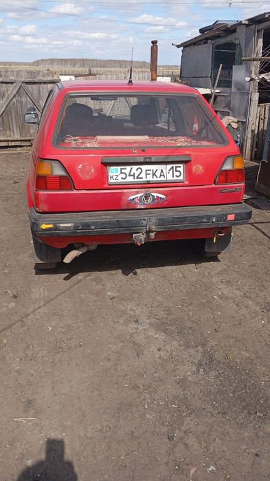 Продам volkswagen golf 2 объём 1.8