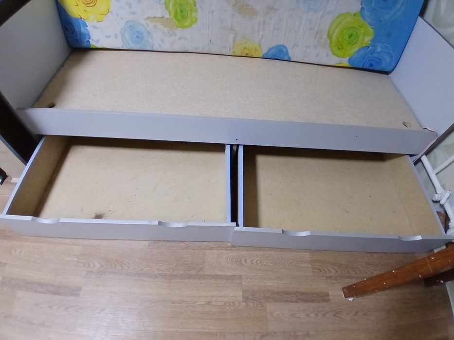 Продам детскую кровать