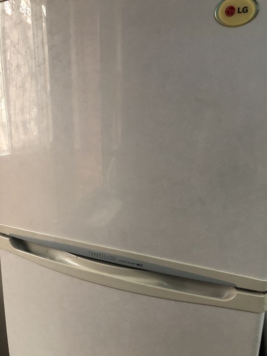 Холодильник LG