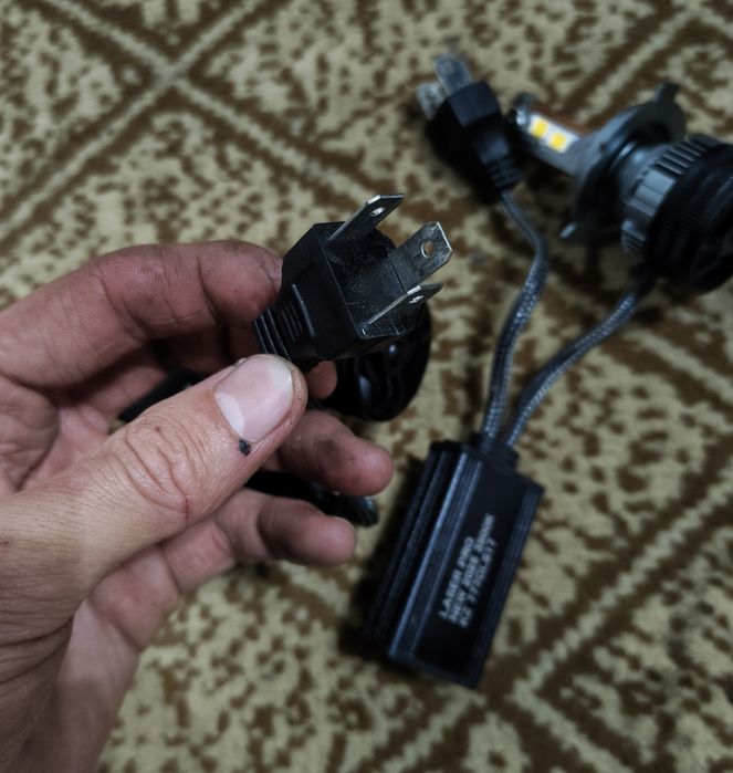 Led лампы Сары-Желтый