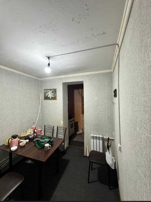 Чиланзар-25 Кирпич  1в2/5/5 балкон 2/6 Ориентир Кафе Легион