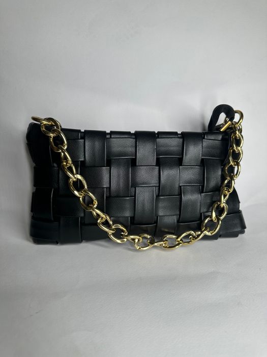 Черна дамска чант тип клъч