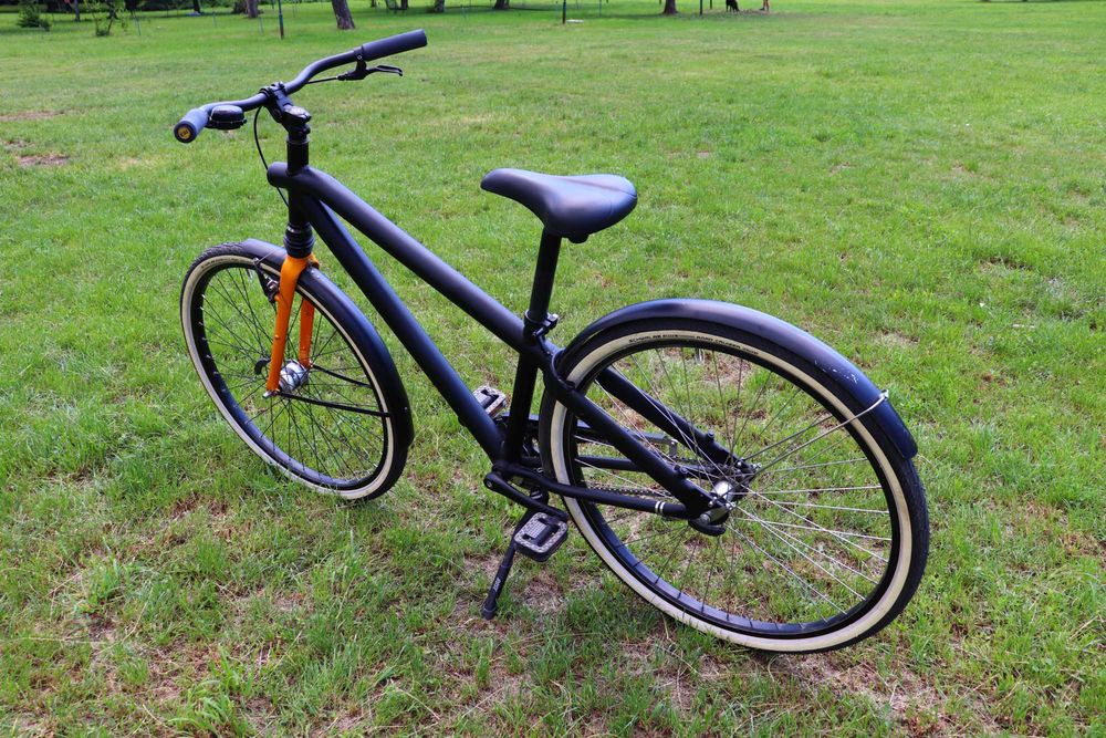 Bicicletă oraș VanMoof F6 Custom, Neagră, Roți 28, Furcă Bontrager monoshock