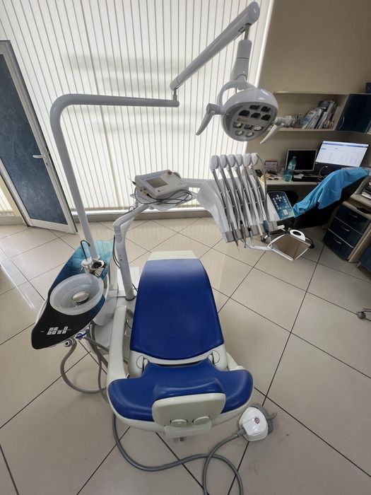 Стоматологичен стол Eurodent