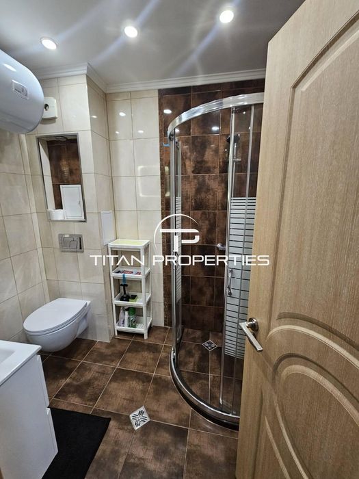 Двустаен, под наем, Център