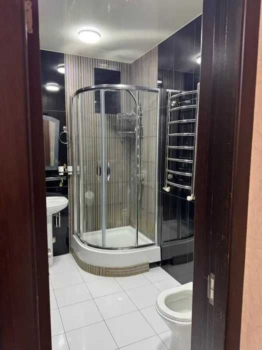 Премиальная Огромная квартира в Центре Города ! Дархан! 600$