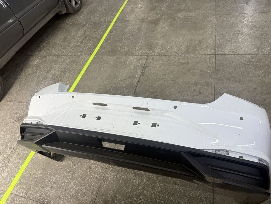 Задний бампнр hyndai elantra