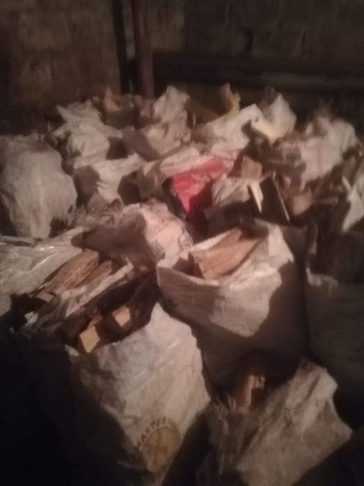 Продам дрова в мешках, сухие и готовые к топке.