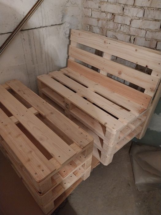 Пейки от чисто нови палети