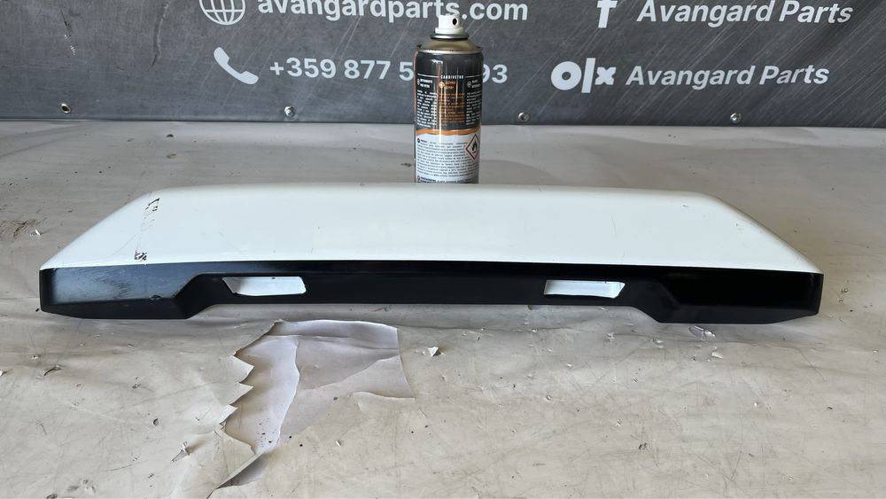 Задна лайстна над регистрационна табела Ford Transit Coustom 2018