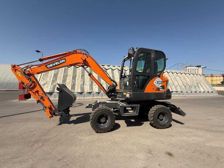 Develon DX55 Made In Korea