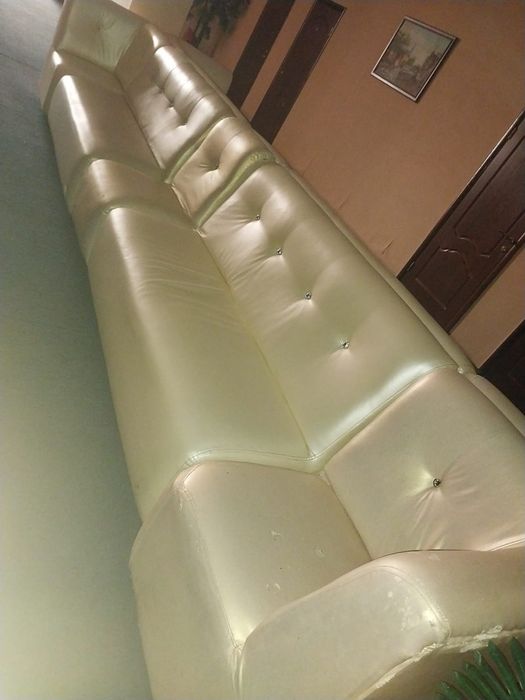 Б/у диваны в хорошем состояний