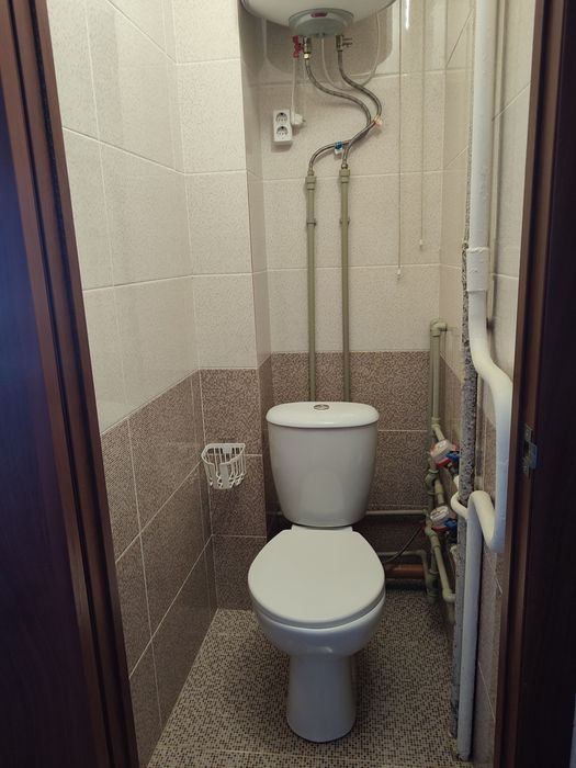 Срочно продам квартиру.  Пр. Ауэзова 114А.
