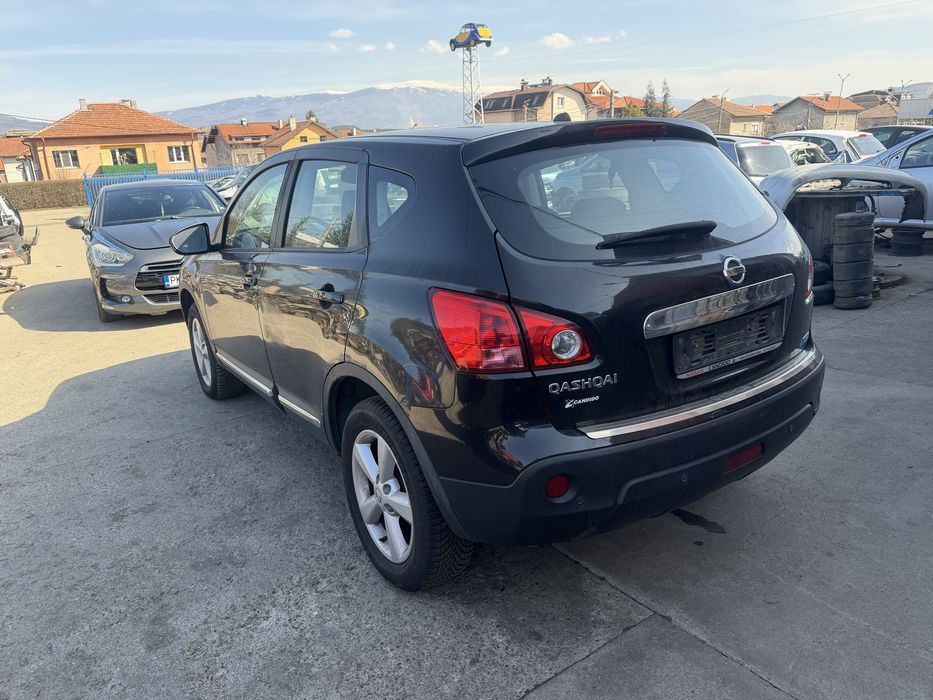 Nissan Qashqai 1.5 dci НА ЧАСТИ