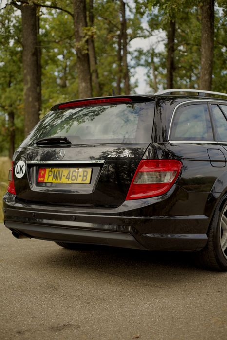 Dezmembrez Mercedes C180 BLUEEFICIENY KOMPRESSOR AMG 1.6 160cp automat