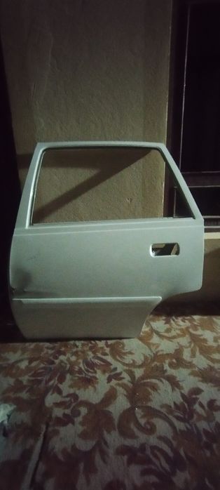 Nexia 2 chap taraf orqa eshik