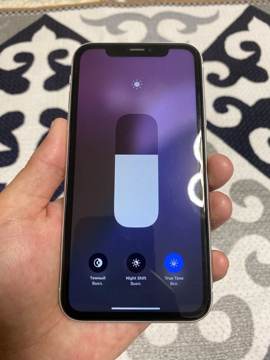 Продам Iphone Xr