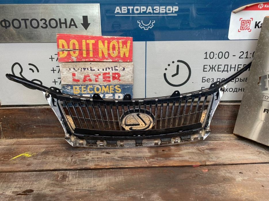 Передняя решетка Lexus Is250 (рестайлинг)