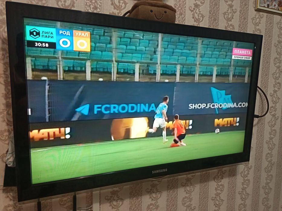 Продам телевизор