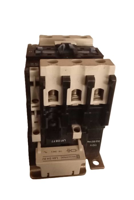 Telemecanique LC1 D6511 / Schneider 65A трифазен контактор