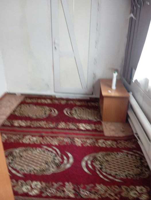 Сдам дом благоустроенный во дворе с хозяевами