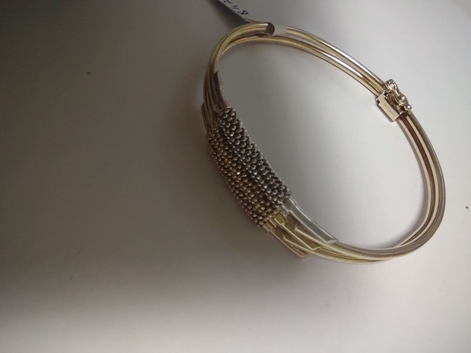 Bratara aur 14k (efn)