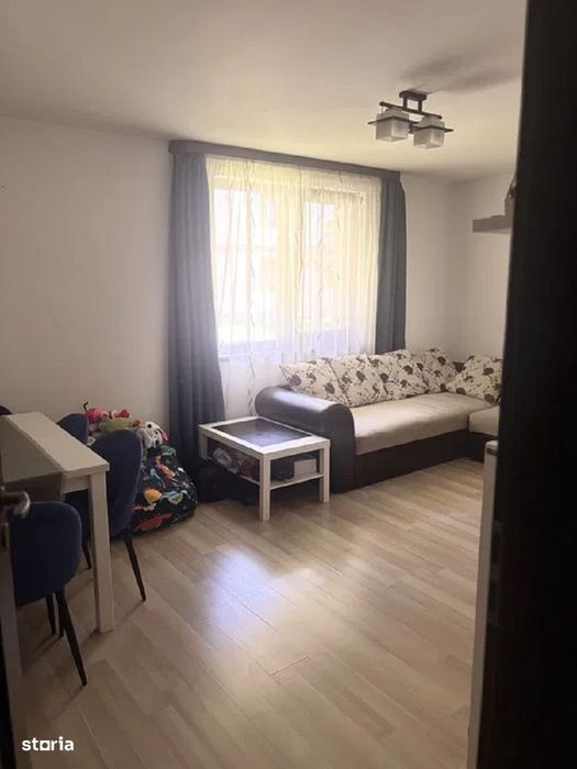 Apartament 2 camere zona Tractorul