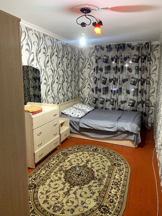 Сдается 2 х ком квартира