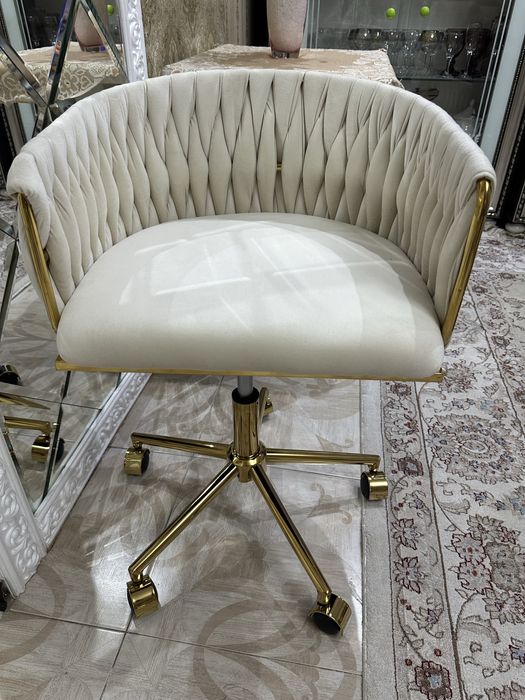 Стулья барные и кресла