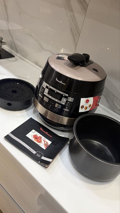 Продам мультиварку- скороварку Moulinex