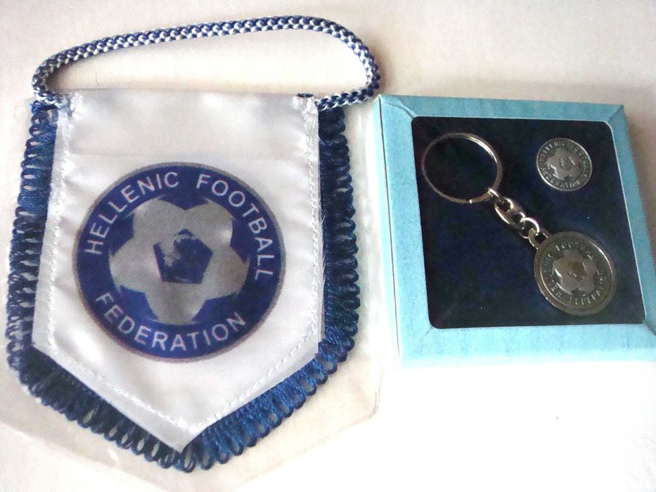 Лот фен артикули от футболни федерации