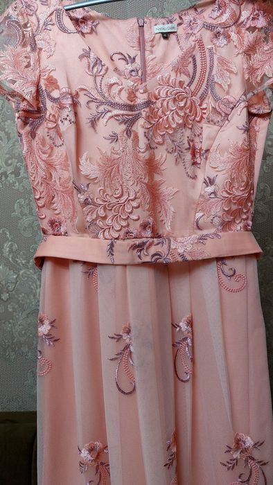 Платье женское нарядное