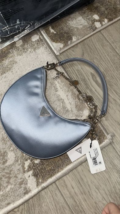 Сумка от GUESS оригинал