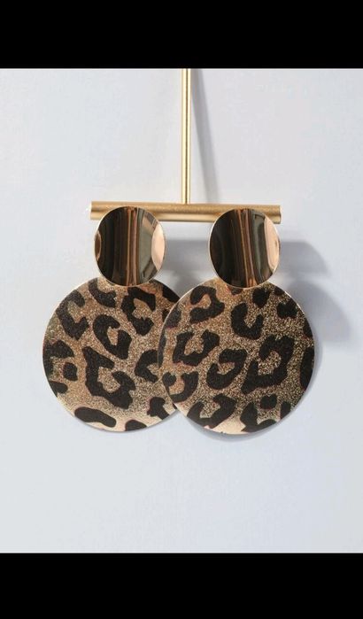 Различни обици за поводи